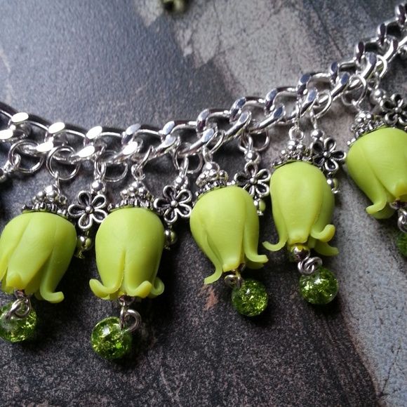 Handmade Polymer Clay Lilly Flower Necklace - Picture 2 of 4